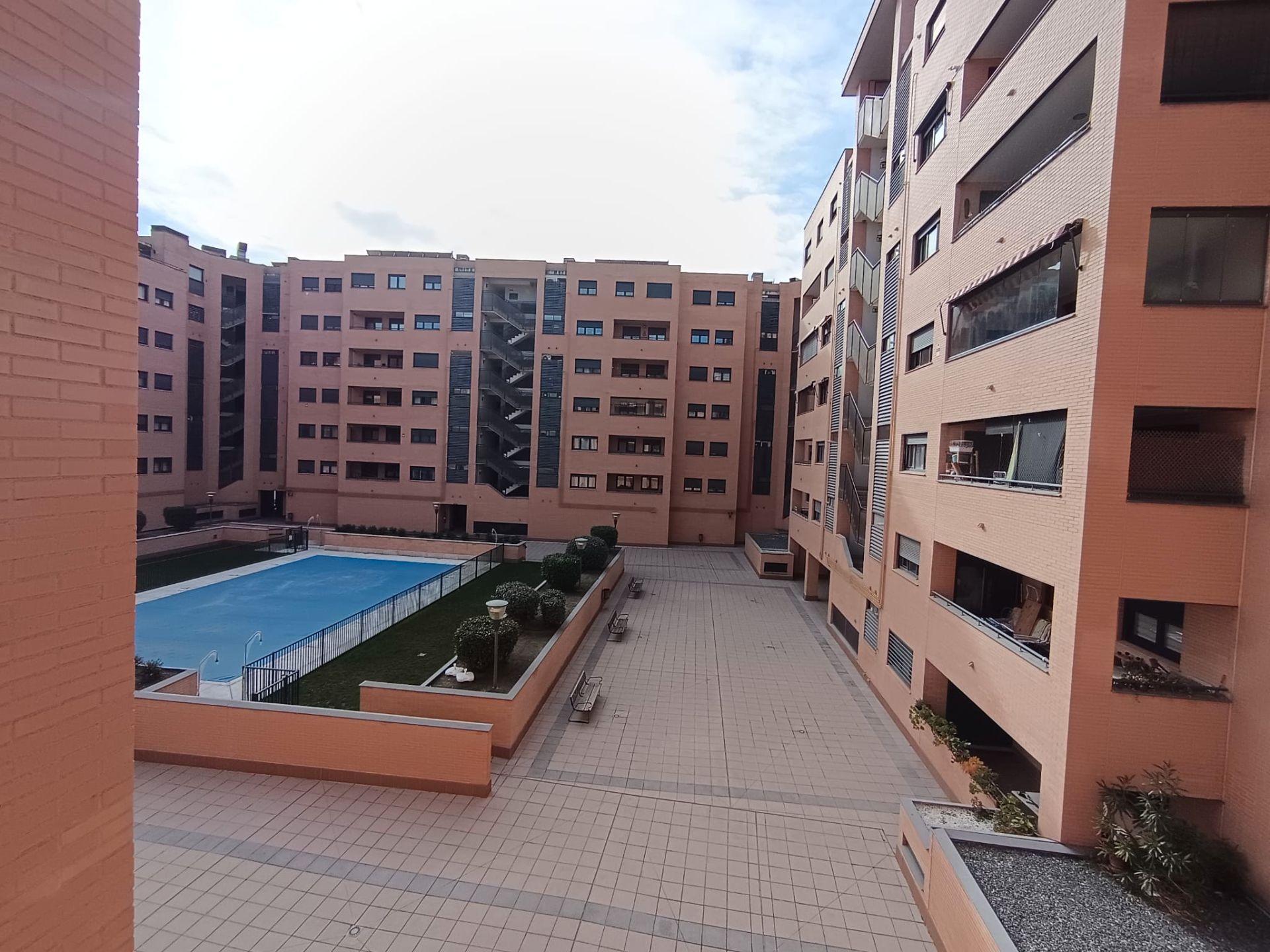 Vista exterior de Piso de alquiler en Rivas-Vaciamadrid con Calefacción, Jardín privado y Parquet