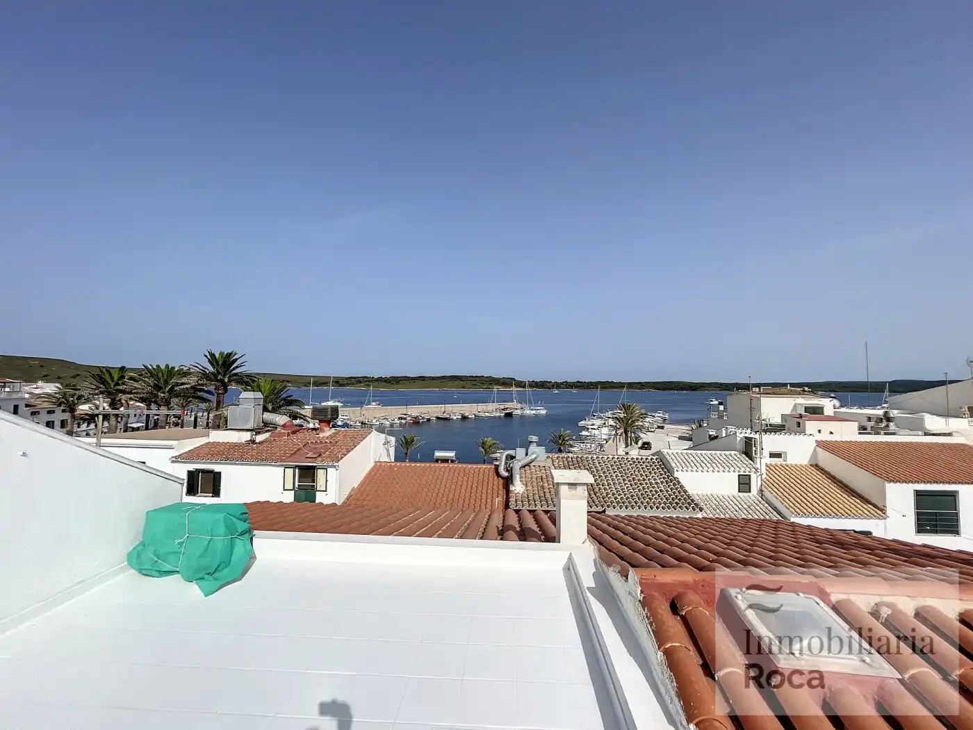 Vista exterior de Àtic en venda en Es Mercadal amb Terrassa