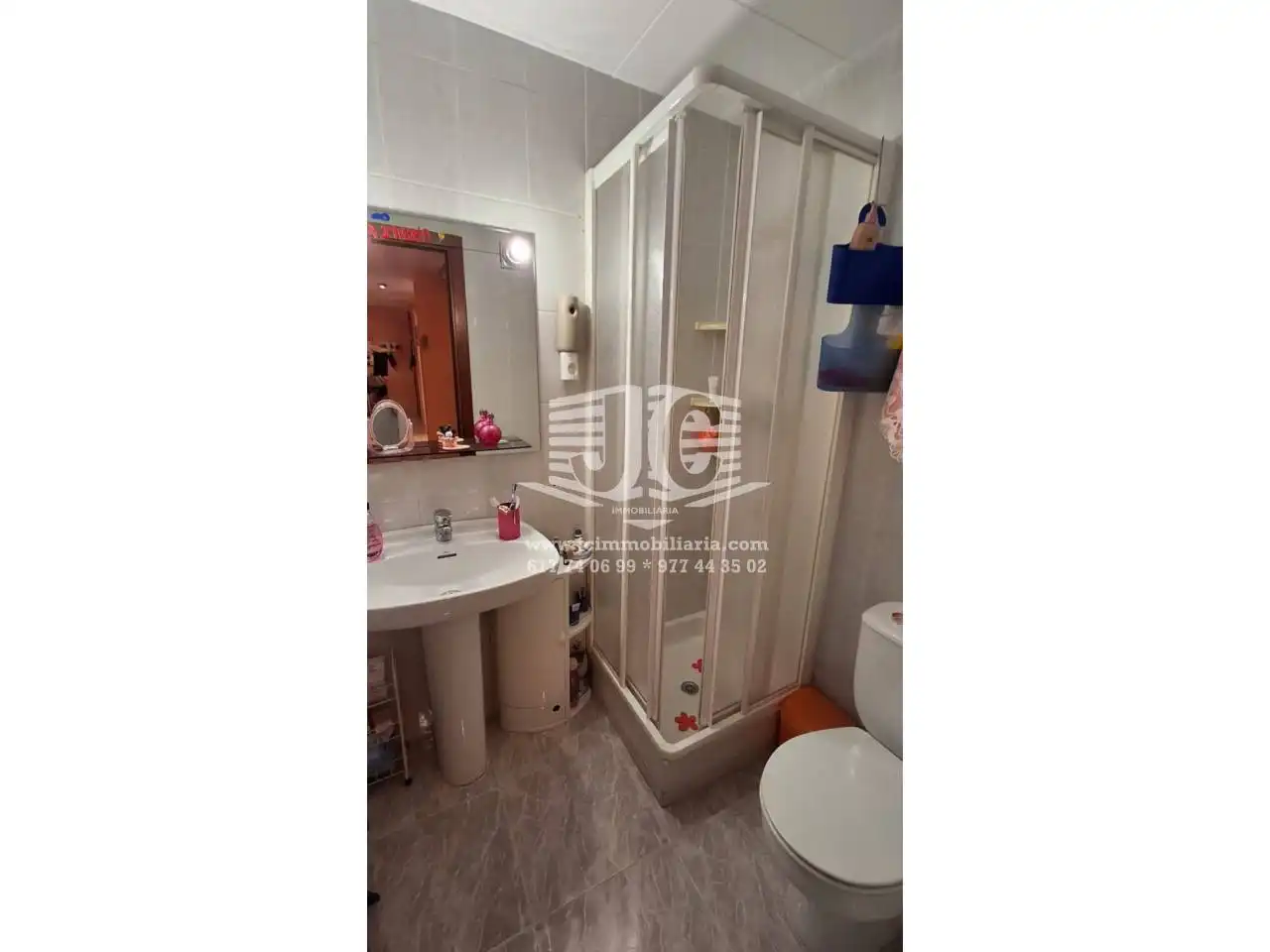 Badezimmer von Wohnung zum Verkauf in Tortosa mit Klimaanlage, Terrasse und Möbliert