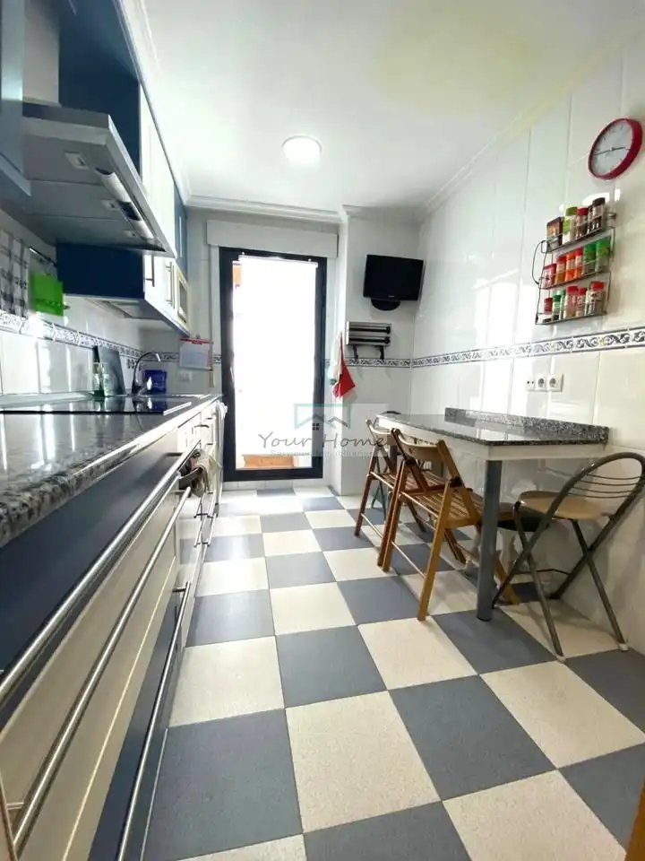 Cuina de Pis en venda en Azuqueca de Henares amb Aire condicionat, Calefacció i Traster