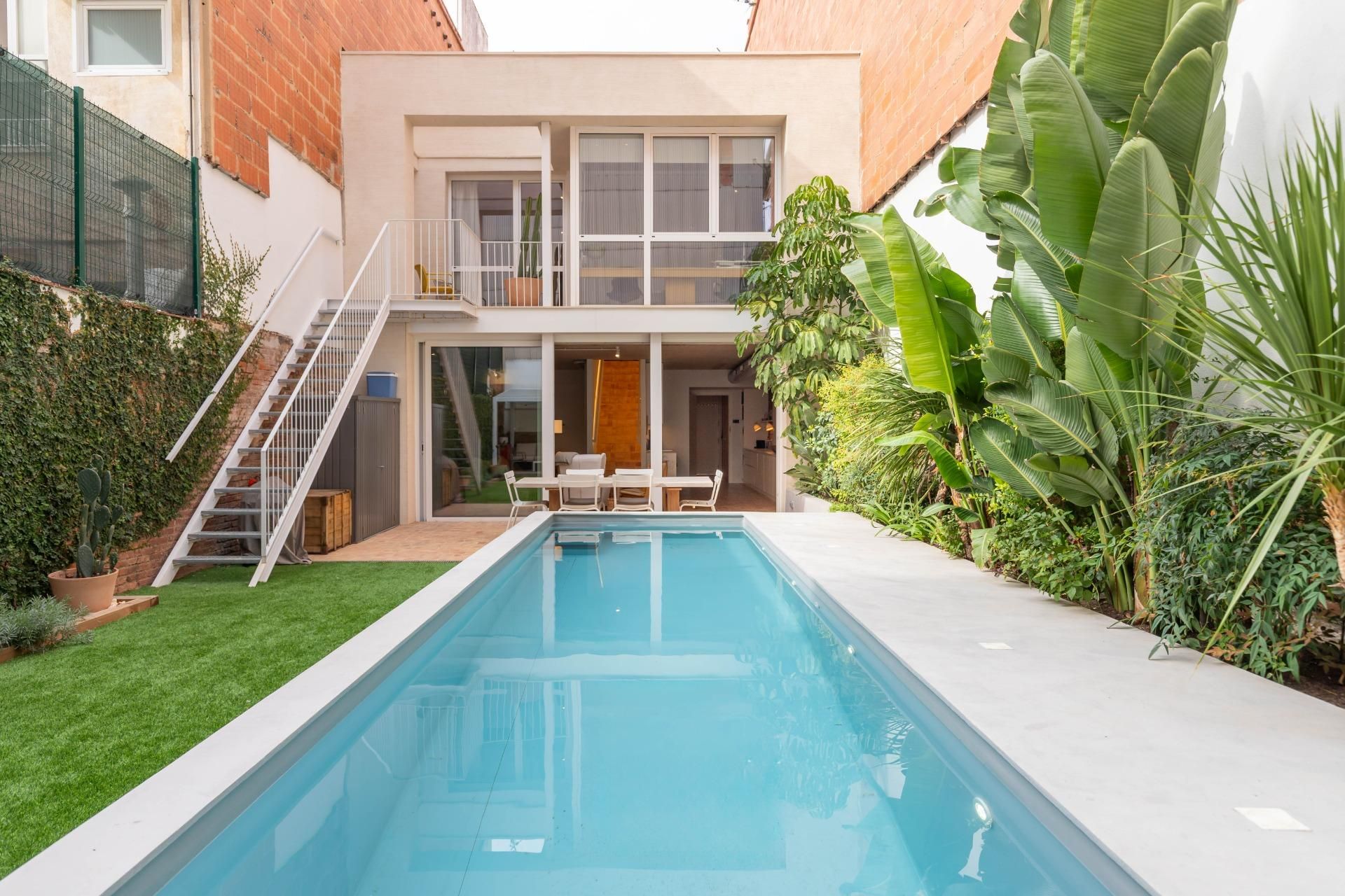 Swimming pool of House or chalet for sale in Terrassa  with Private garden, Terrace and Swimming Pool