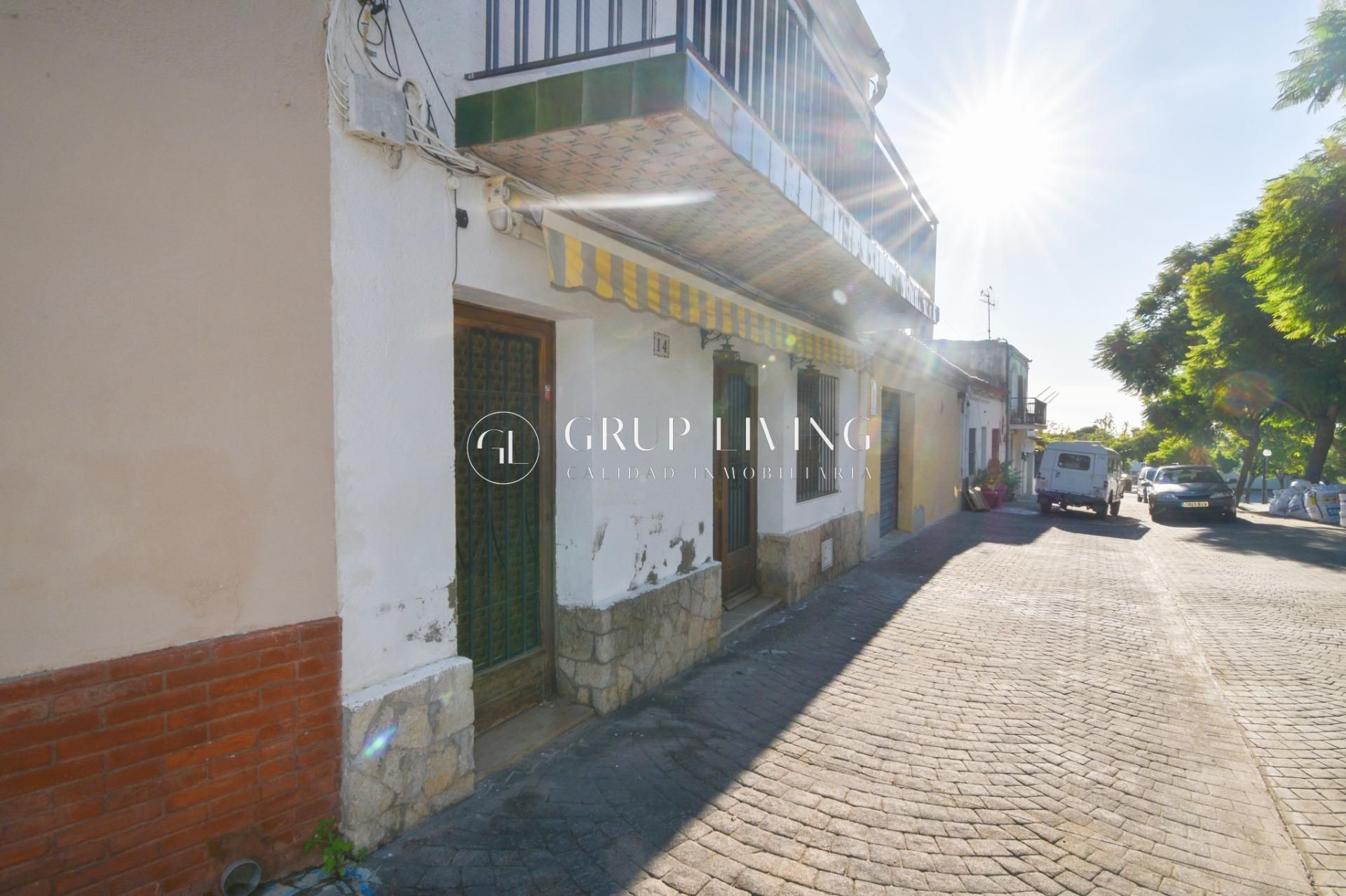 Exterior view of House or chalet for sale in Sitges  with Private garden, Terrace and Balcony