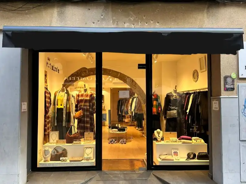 Local comercial en traspàs a calle major 7