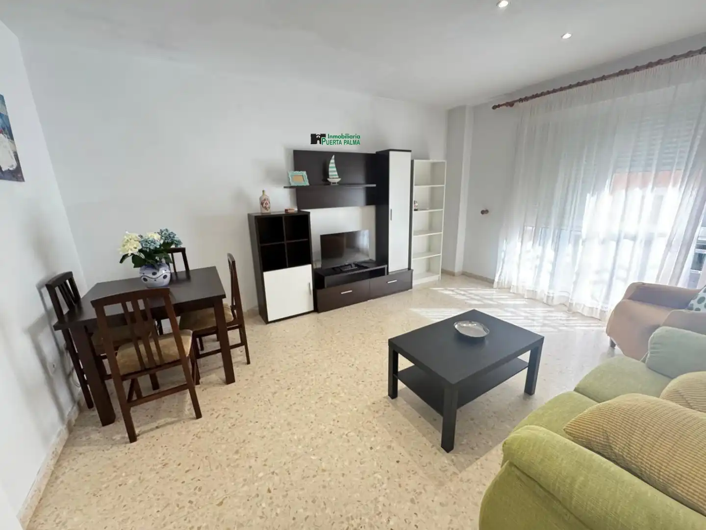 Sala de estar de Piso de alquiler en Badajoz con Aire acondicionado, Calefacción y Amueblado