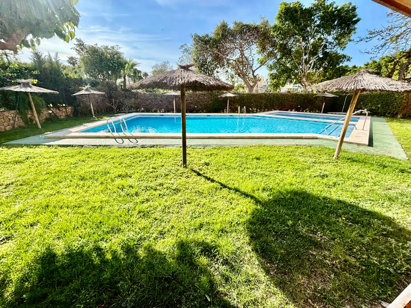 Piscina de Piso en venta en Alicante / Alacant con Aire acondicionado, Calefacción y Terraza