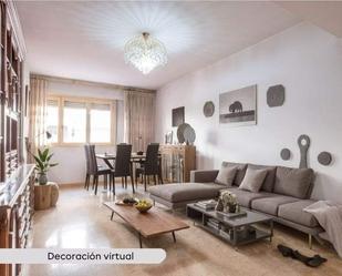 Living room of Flat for sale in  Zaragoza Capital  with Terrace and Balcony