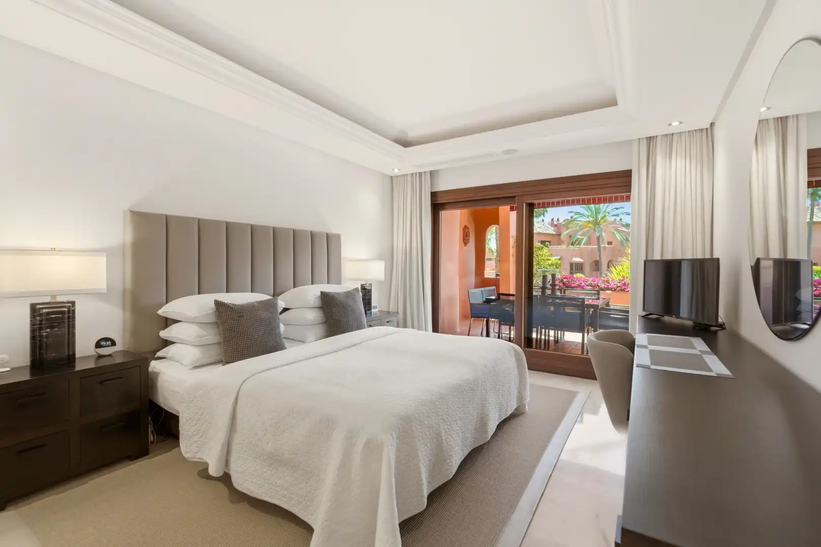 Schlafzimmer von Wohnungen zum Verkauf in Estepona mit Klimaanlage, Heizung und Terrasse