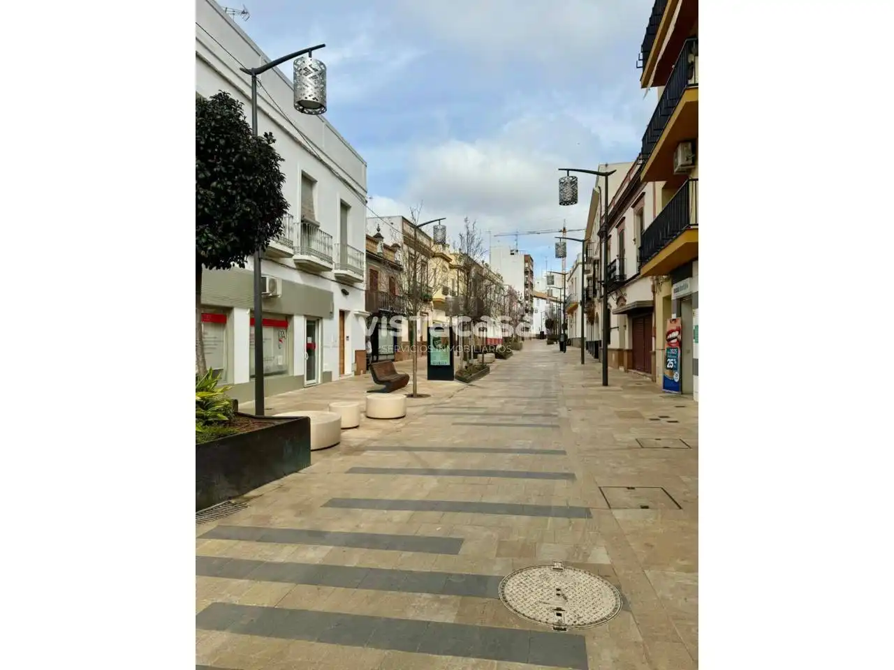 Vista exterior de Local de alquiler en Alcalá de Guadaira