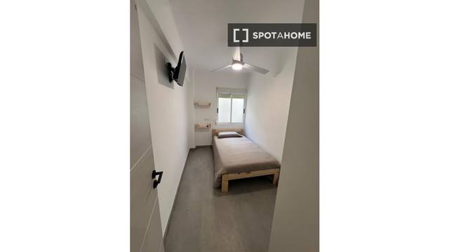 Piso en Alquiler en Campoamor