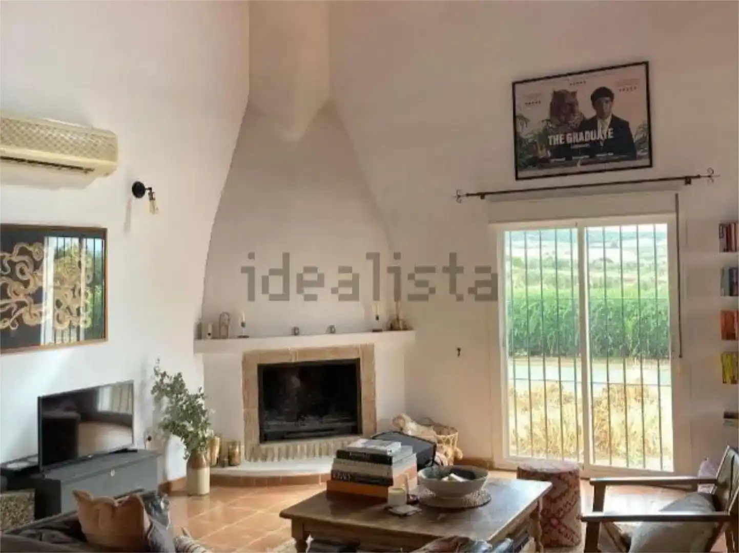Sala d'estar de Finca rústica en venda en Arcos de la Frontera amb Aire condicionat i Piscina