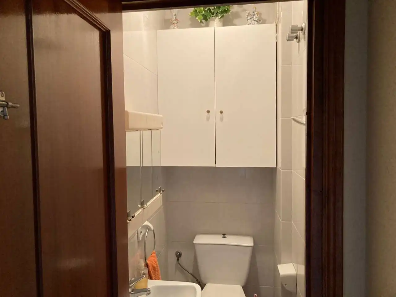 Baño de Piso en venta en Caniles con Calefacción