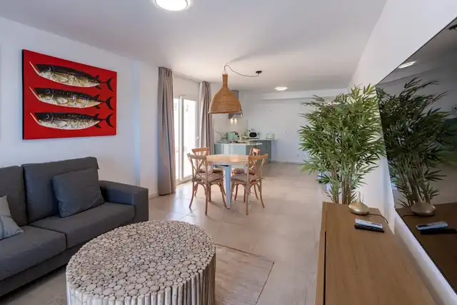 Sala d'estar de Casa o xalet en venda en Zahara de los Atunes amb Aire condicionat, Jardí privat i Terrassa