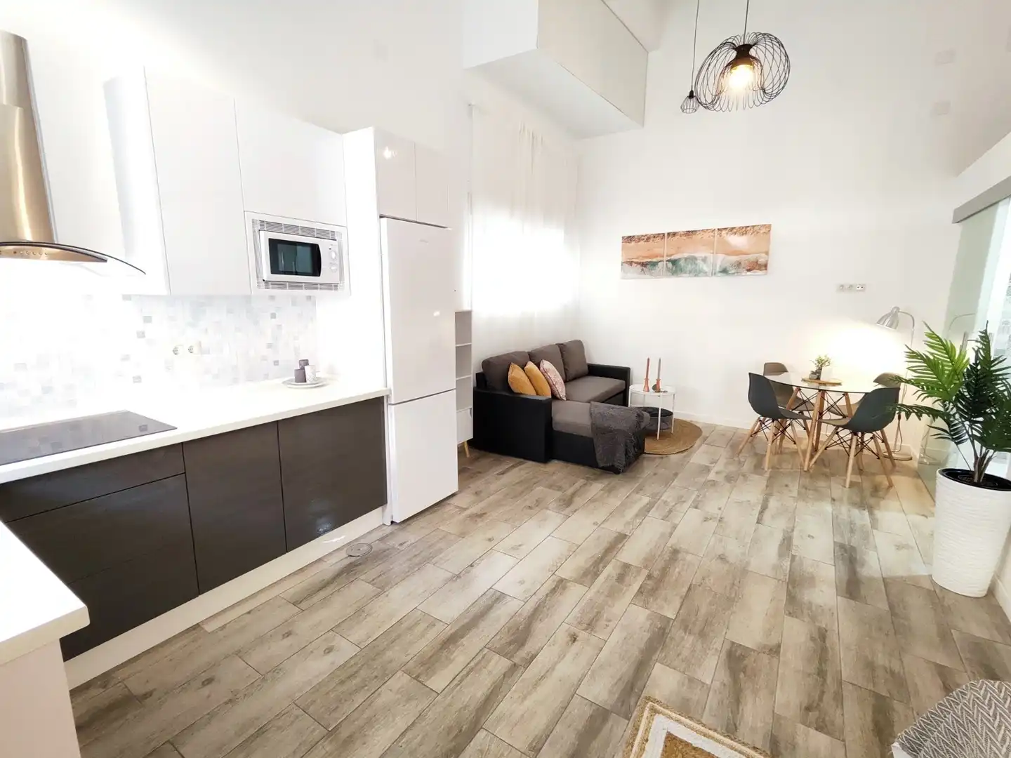 Wohnzimmer von Geschaftsraum zum Verkauf in Málaga mit Klimaanlage, Heizung und Möbliert