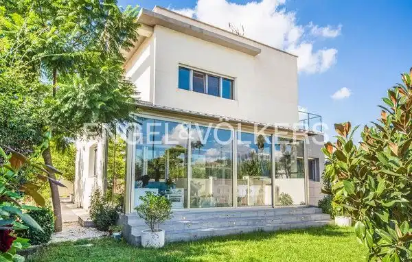 Vista exterior de Casa o chalet de alquiler en Riba-roja de Túria con Aire acondicionado, Calefacción y Jardín privado