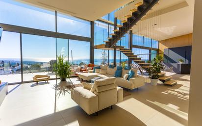 Living room of House or chalet for sale in Marbella  with Air Conditioner, Private garden and Terrace