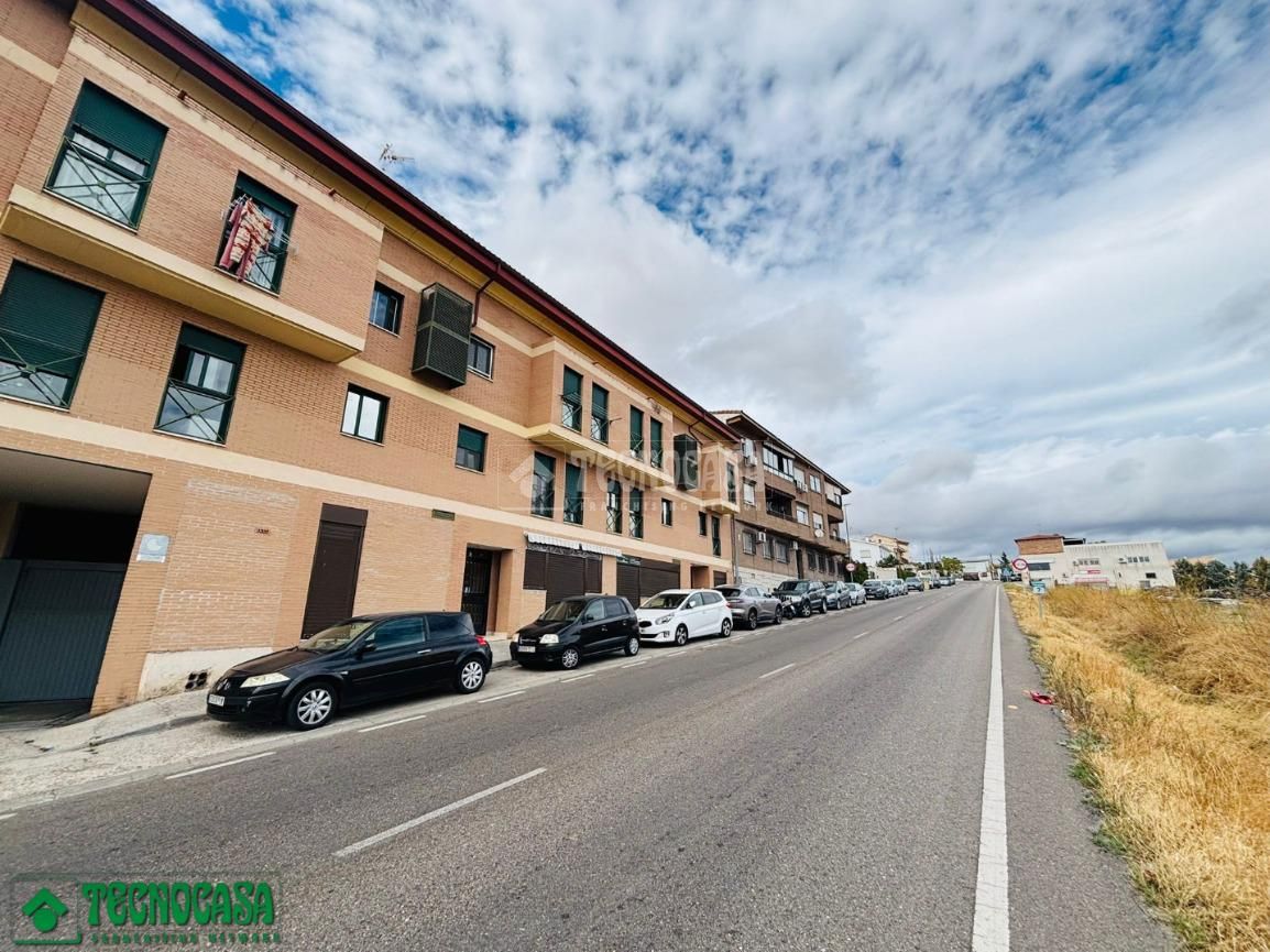 Exterior view of Flat for sale in Méntrida  with Air Conditioner, Heating and Furnished