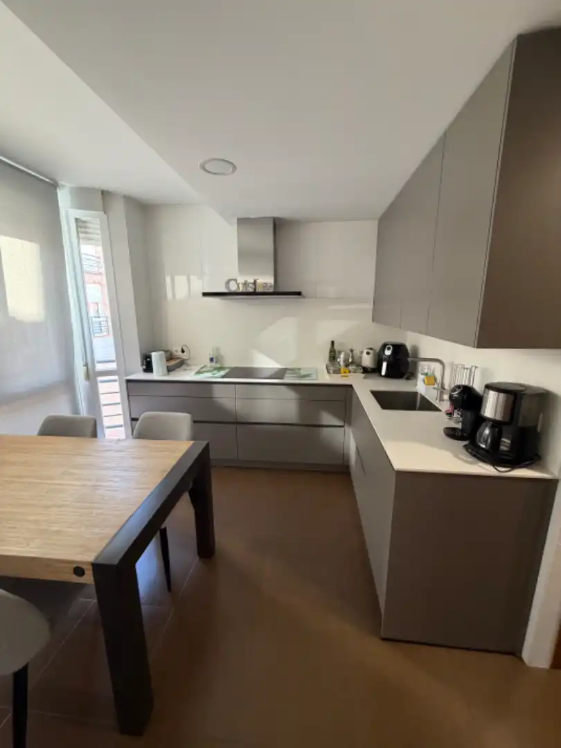 Terraced house with terrace to rent in Carretera de Valladolid, imagen 4