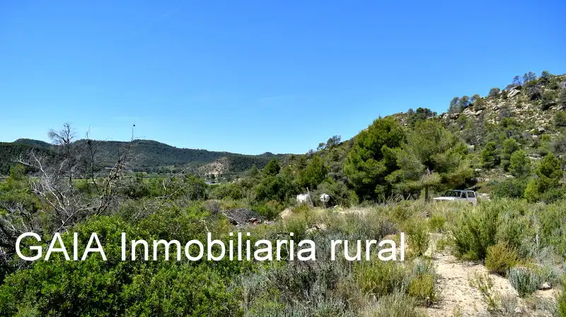 Finca rústica en venda en Batea