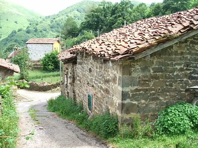 Vista exterior de Casa o chalet en venta en Ponga