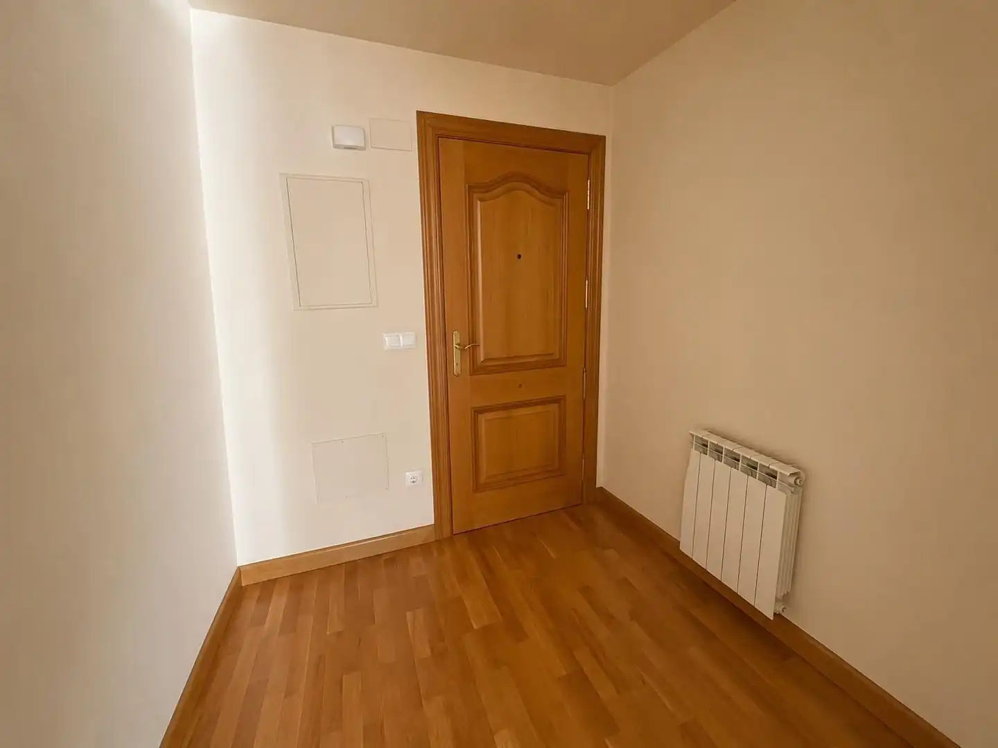 Piso en venta en La Puebla de Alfindén con Calefacción, Terraza y Trastero