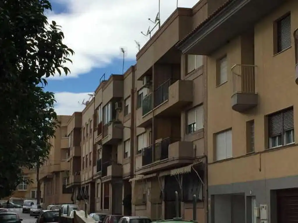 Vista exterior de Pis en venda en Totana