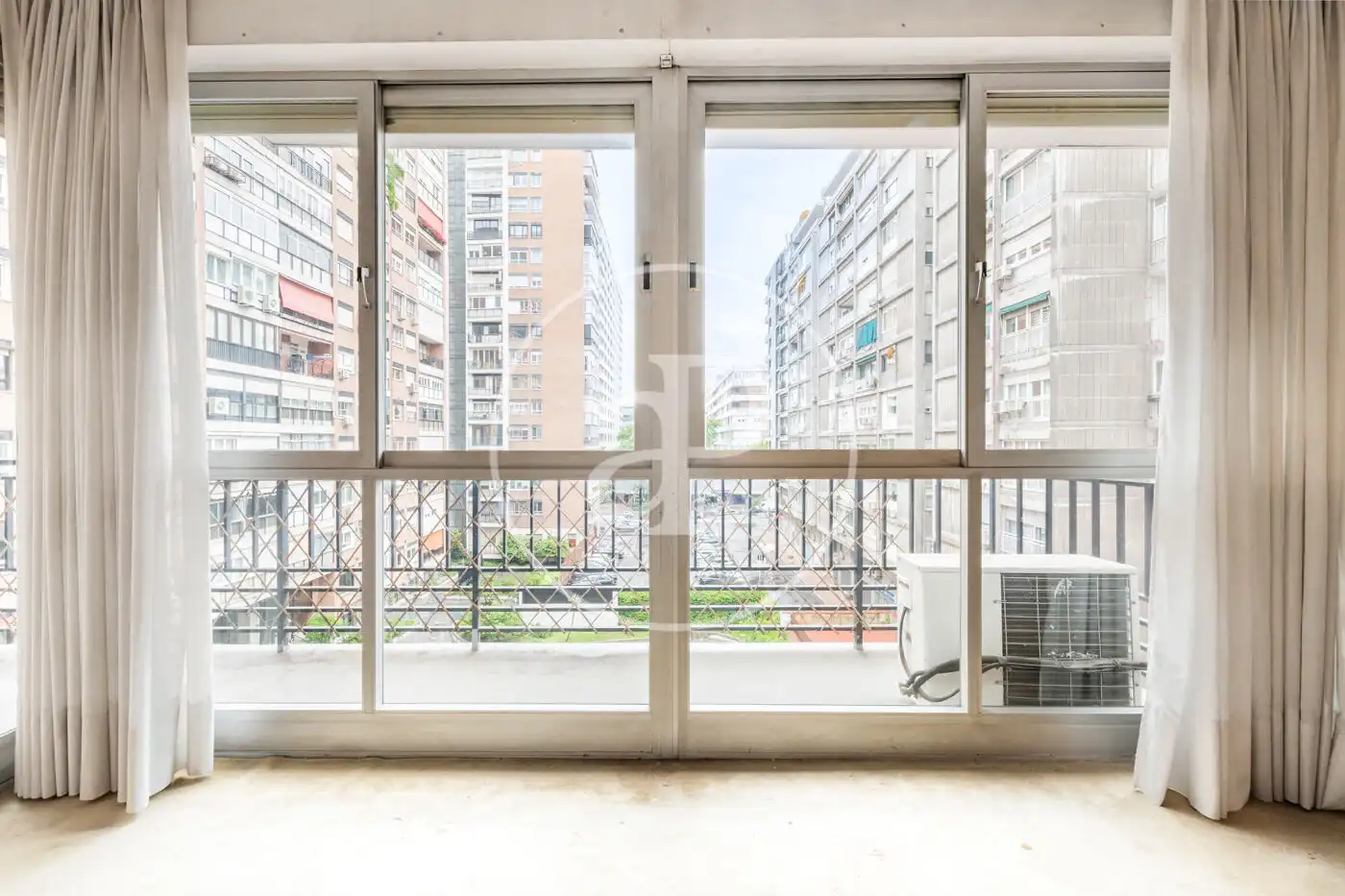 Terraza de Piso en venta en Madrid con Calefacción, Jardín privado y Terraza