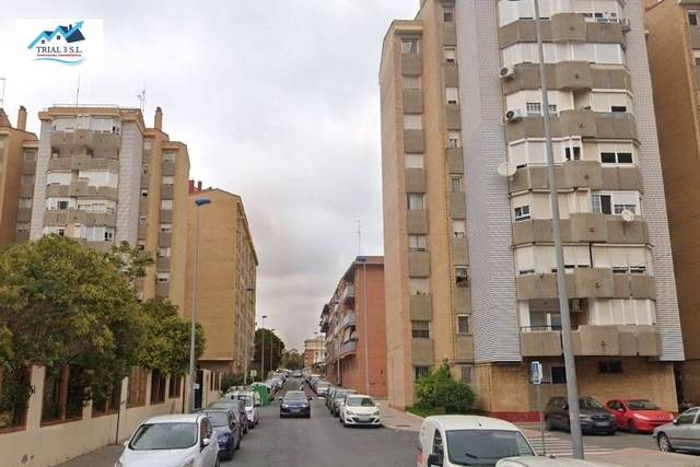 Piso en Venta en Calle DEL FANDANGO en La Florida - Vistalegre