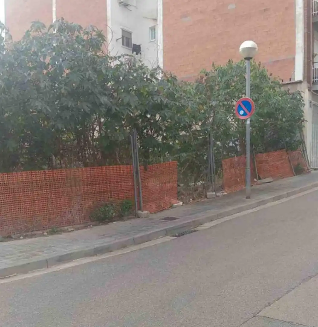 Wohnbaugrundstück zum Verkauf in Carrer de Pere III, imagen 2
