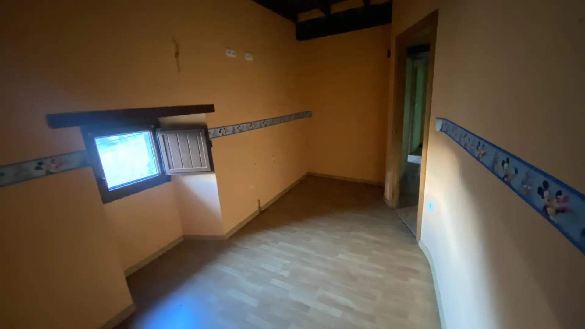 Casa o xalet en venda en Pesaguero amb Jardí privat