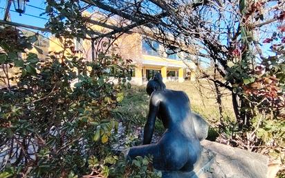 Jardí de Casa o xalet en venda en Batres amb Aire condicionat, Terrassa i Piscina