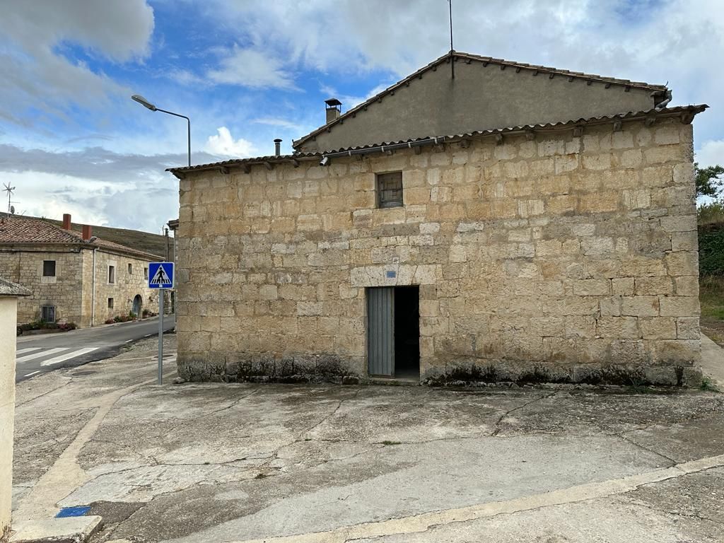 Exterior view of House or chalet for sale in Valle de Santibáñez