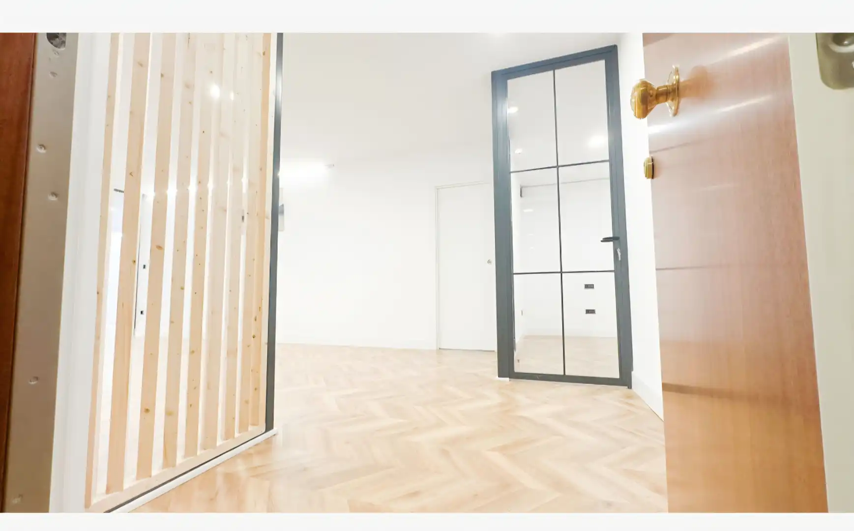 Dormitori de Apartament en venda en Santander amb Aire condicionat