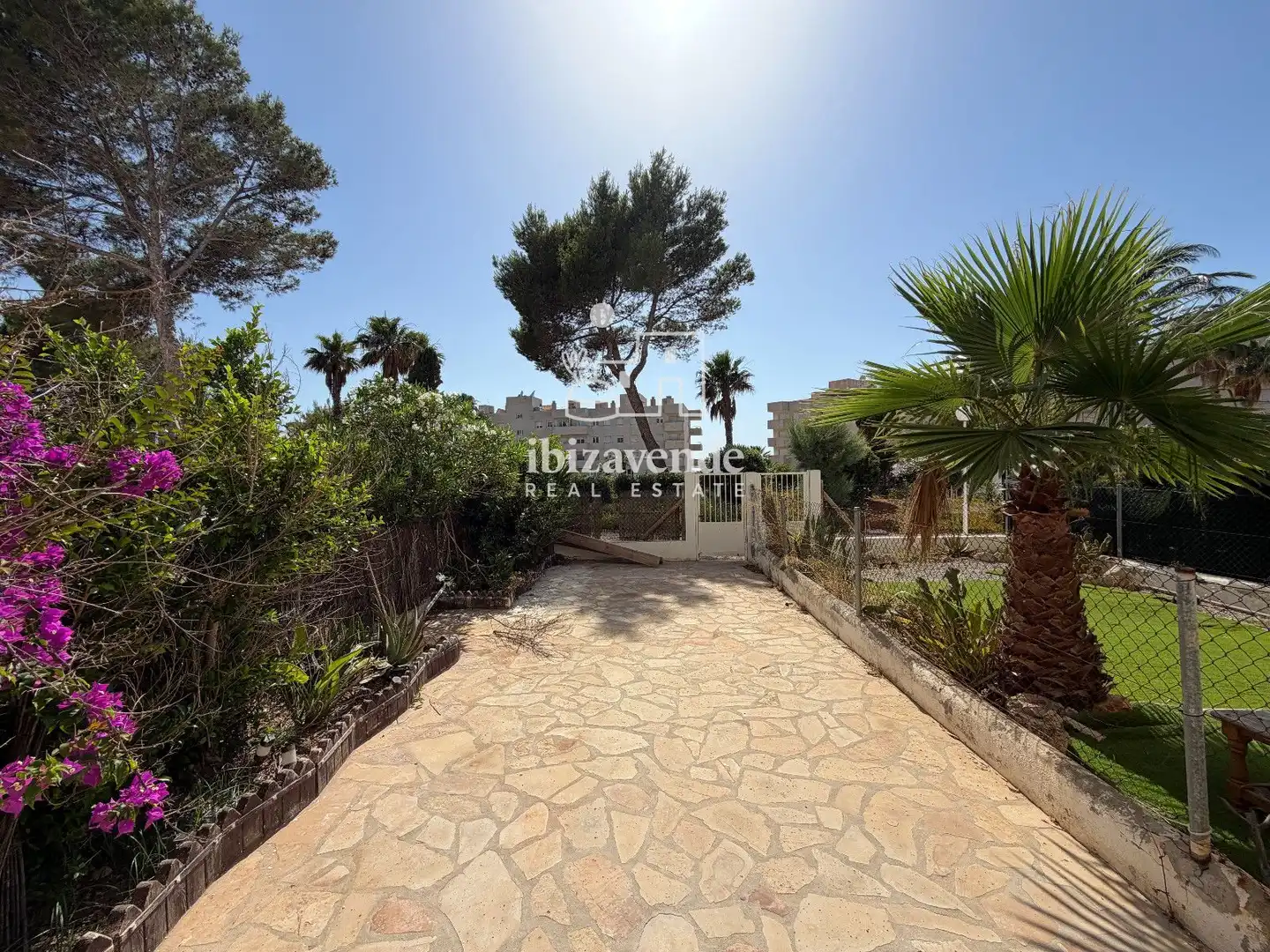 Garden of Flat for rent in Sant Josep de sa Talaia  with Air Conditioner, Heating and Private garden