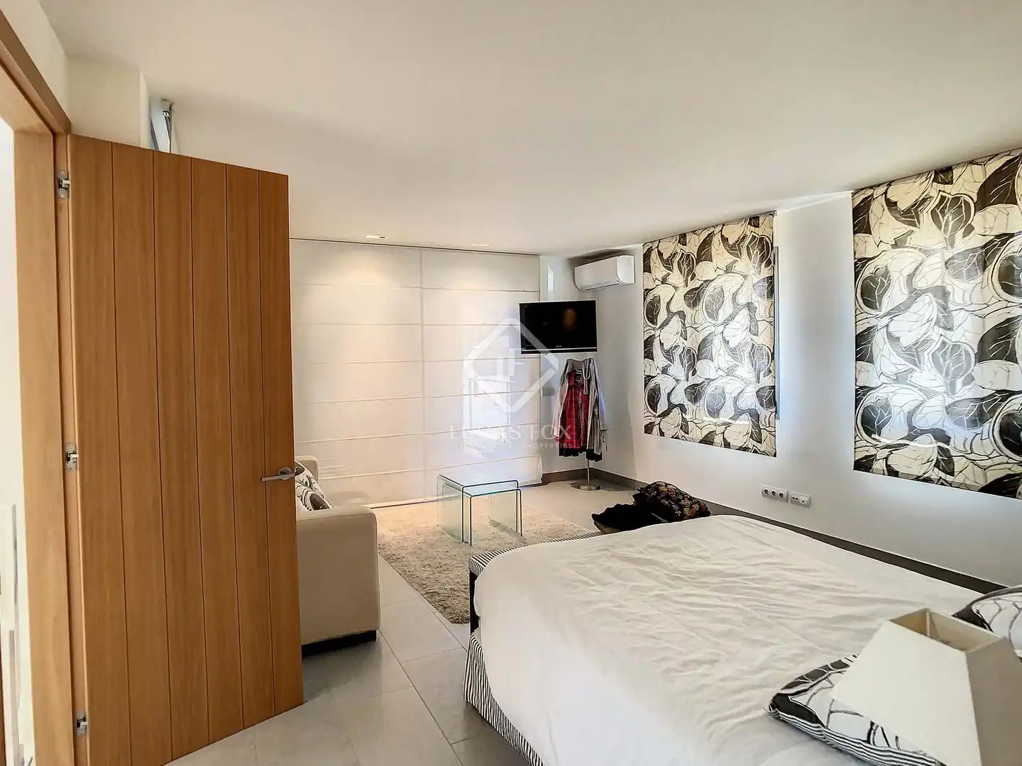 Casa o xalet en venda a Dalt Sant Joan - Plaça Eivissa