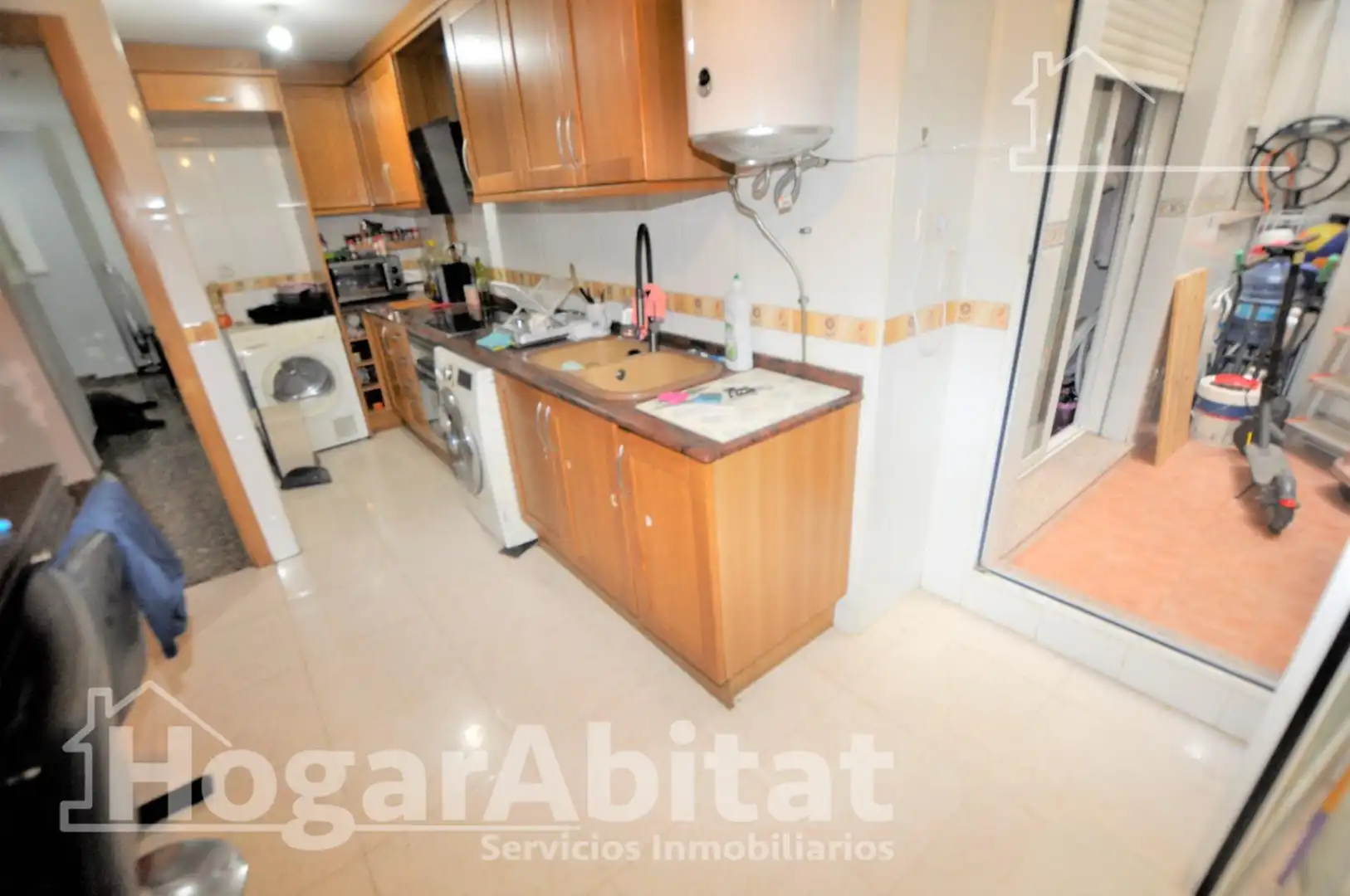 Flat with terrace for sale in Calle Vilamarxant, imagen 5