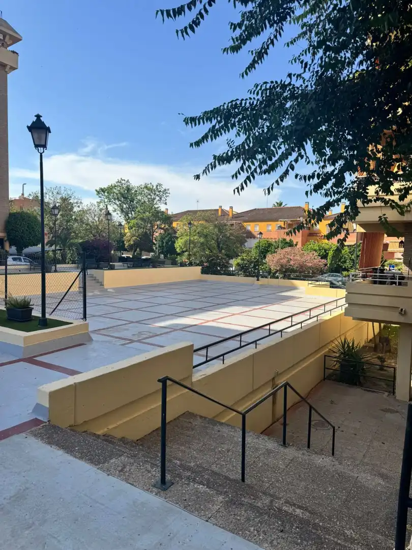 Terraza de Piso en venta en Tomares con Aire acondicionado, Calefacción y Terraza