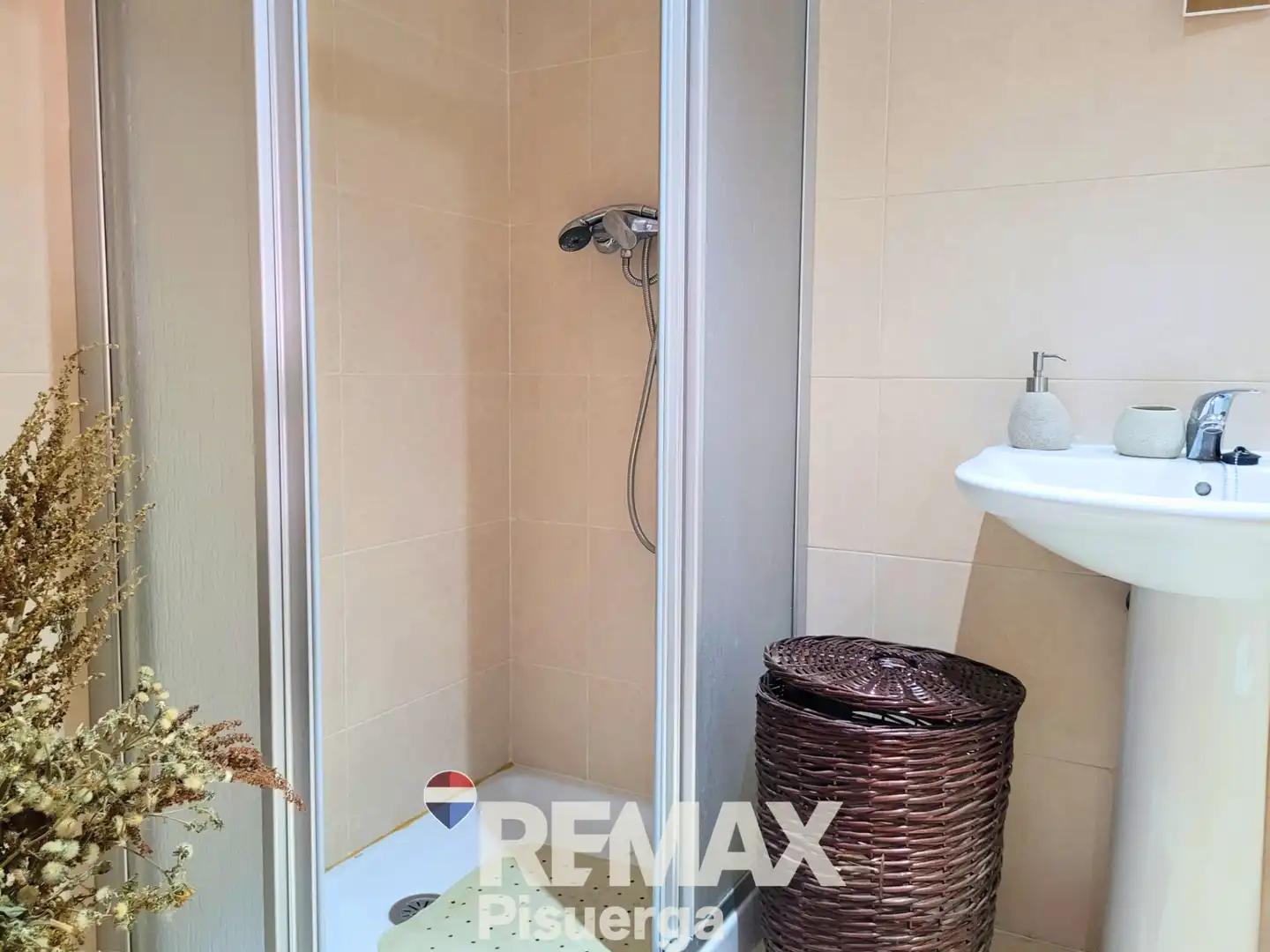 Piso en venta en Calle Alfredo Martin, 3, Santovenia de Pisuerga