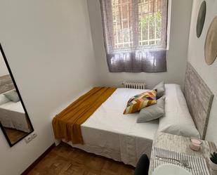 Bedroom of Flat to rent in  Madrid Capital