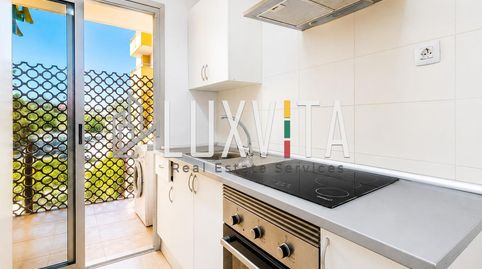 Foto 4 de Apartamento en venta en Avenida Juan Carlos I, Los Cristianos, Arona