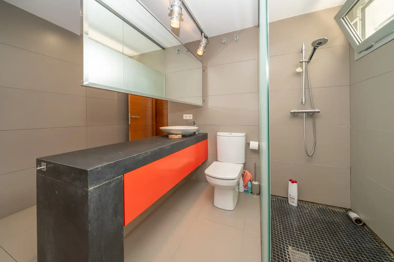 Baño de Casa o chalet en venta en Santa Susanna con Aire acondicionado, Calefacción y Jardín privado