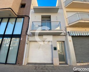 Vista exterior de Casa o xalet en venda en Vandellòs i l'Hospitalet de l'Infant amb Aire condicionat, Parquet i Balcó