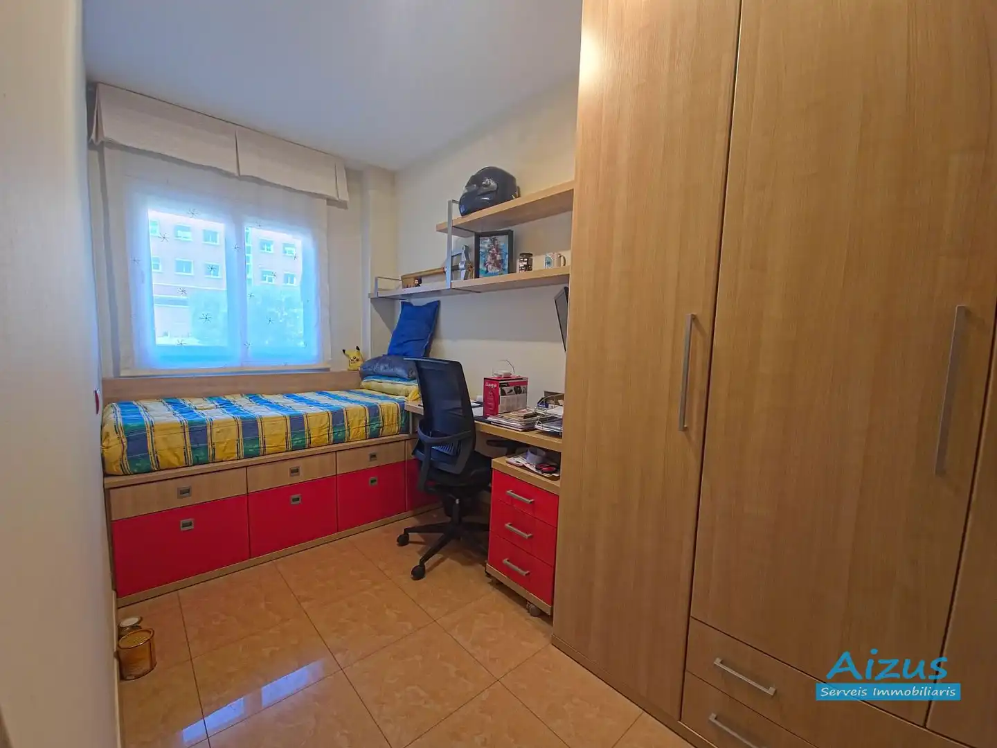 Habitación de Piso en venta en Ripollet con Calefacción, Trastero y Horno