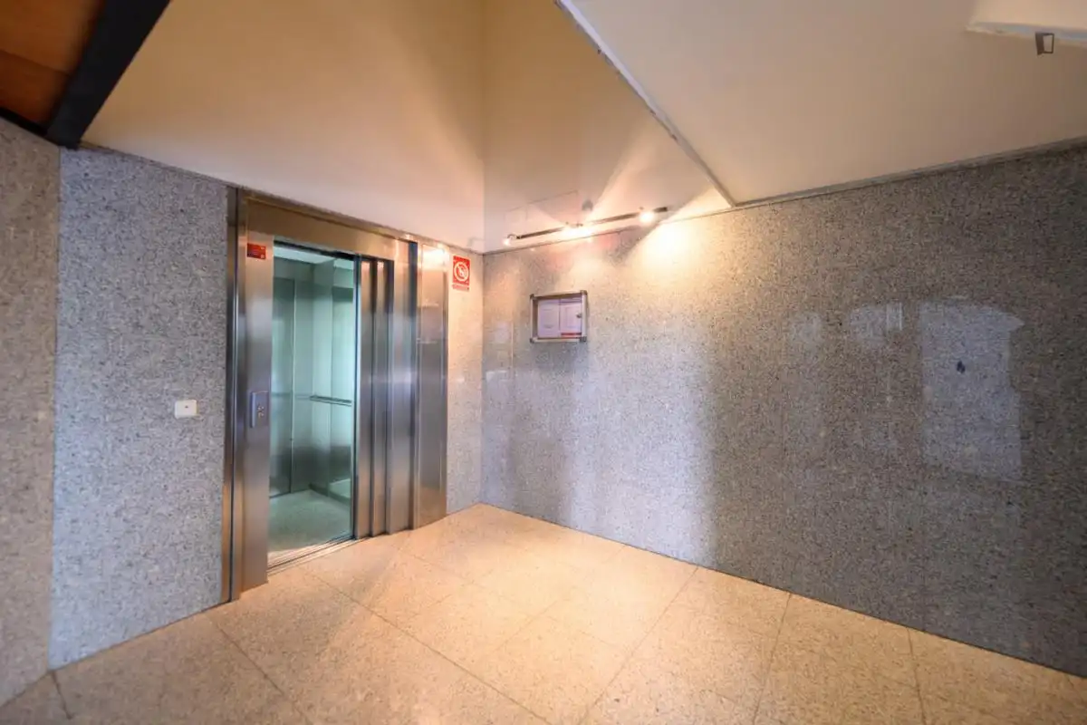 Apartament de lloguer en Madrid amb Calefacció, Moblat i Forn
