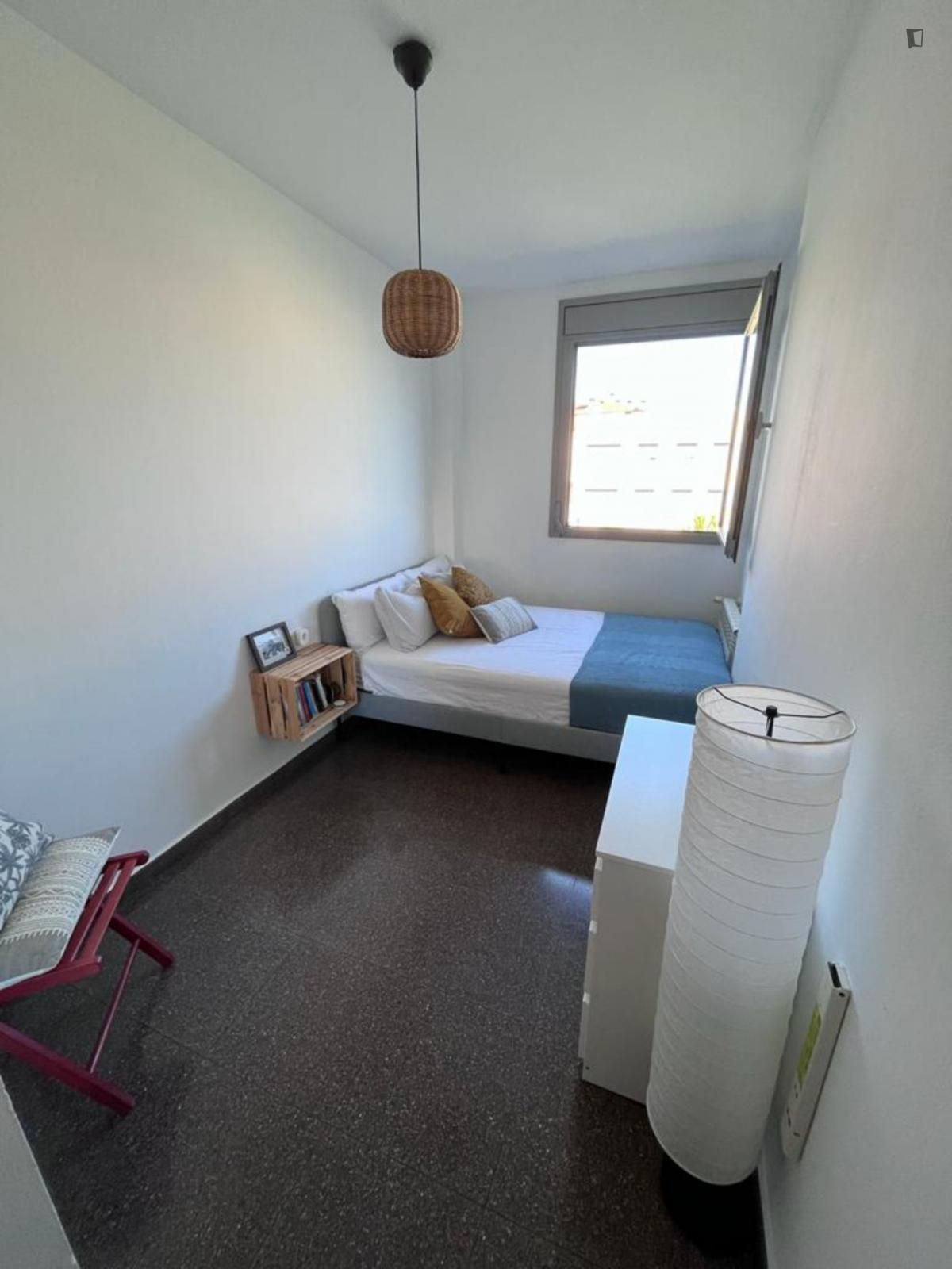 Apartment to share in Turó de Can Mates