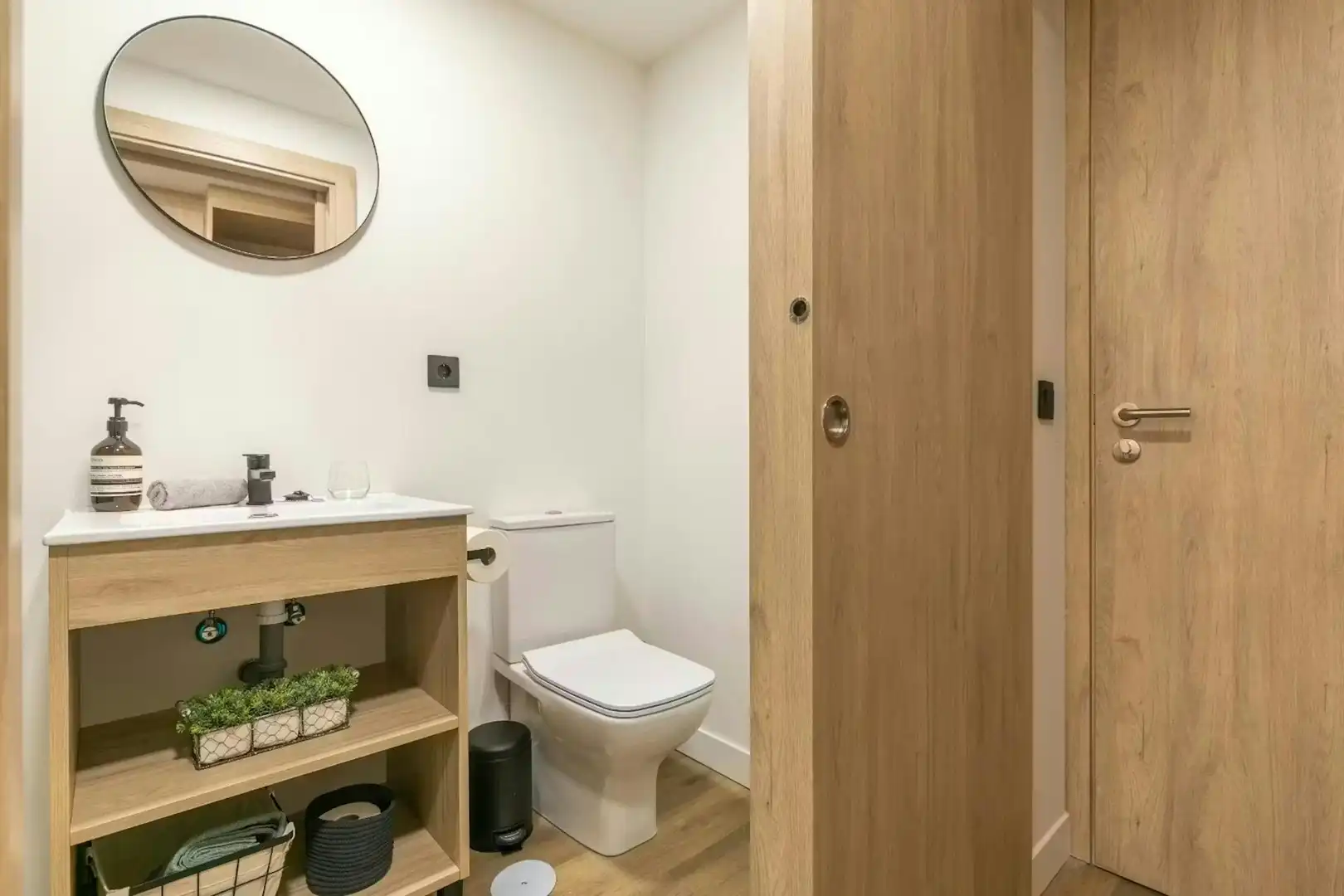 Residenziale in affitto a N/A, imagen 6