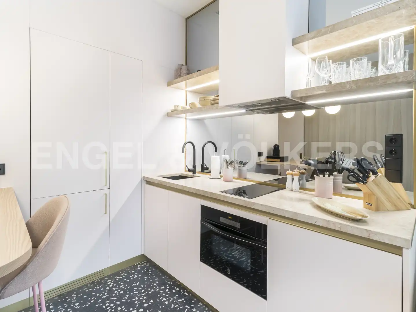 Kitchen of Flat for rent in Eixample