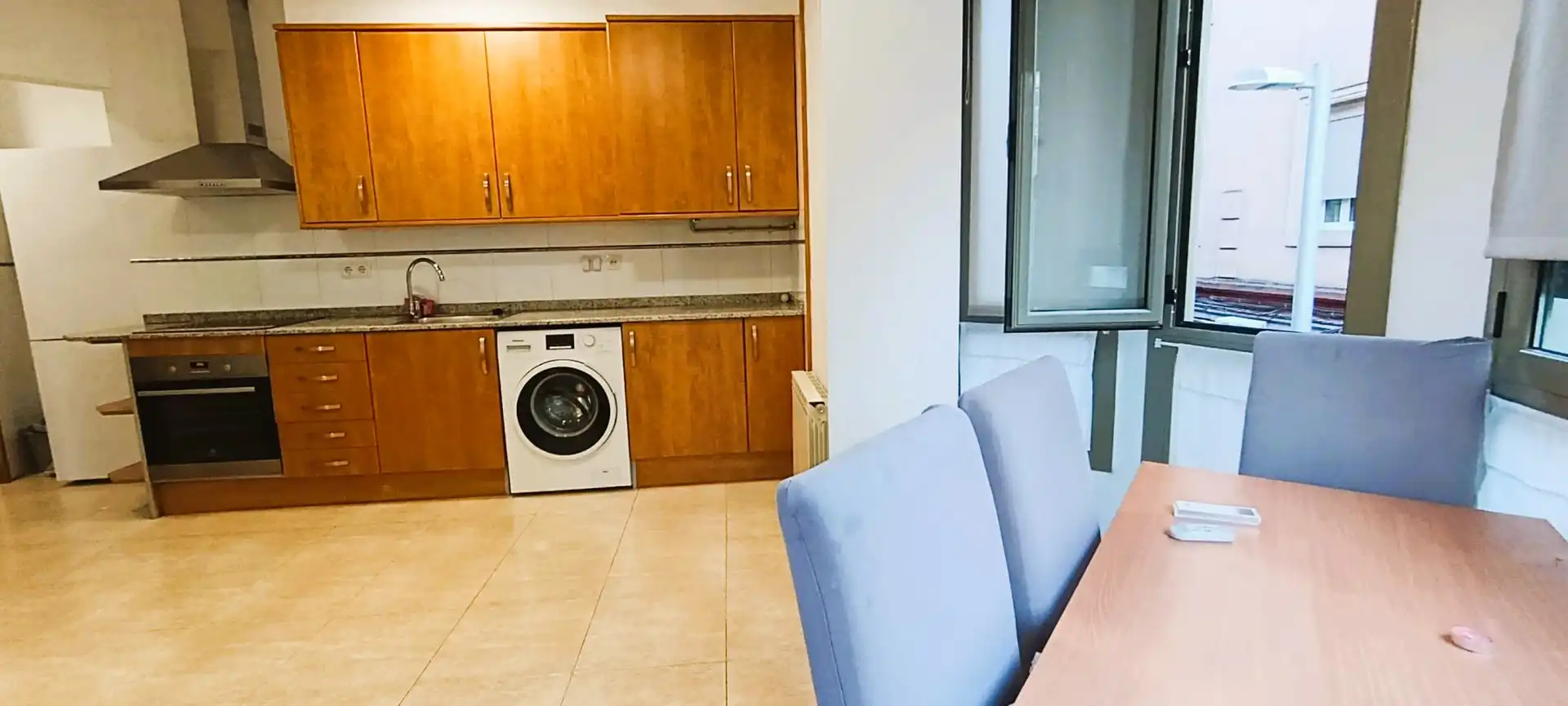 Piso con balcón en venta en Noguerola, imagen 3