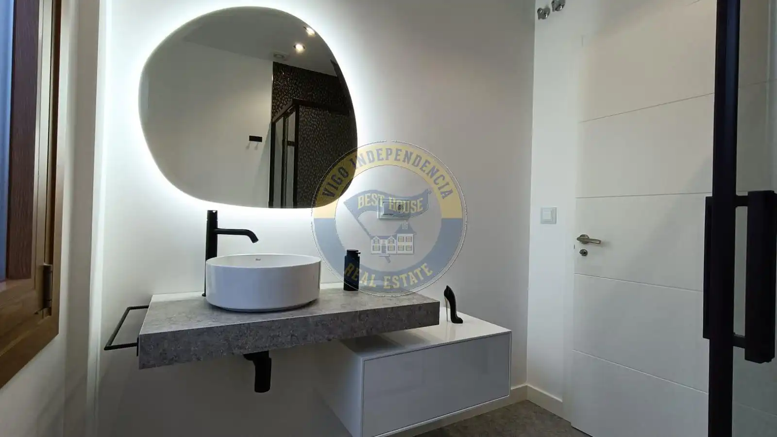 Baño de Casa o chalet en venta en Vigo  con Jardín privado, Terraza y Trastero