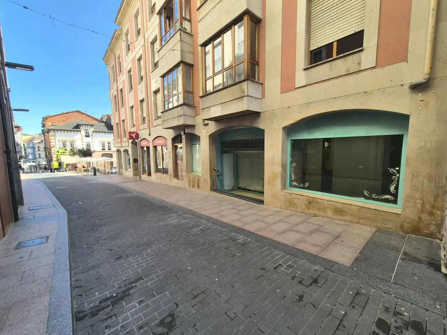 Locale commerciale in affitto a Grado