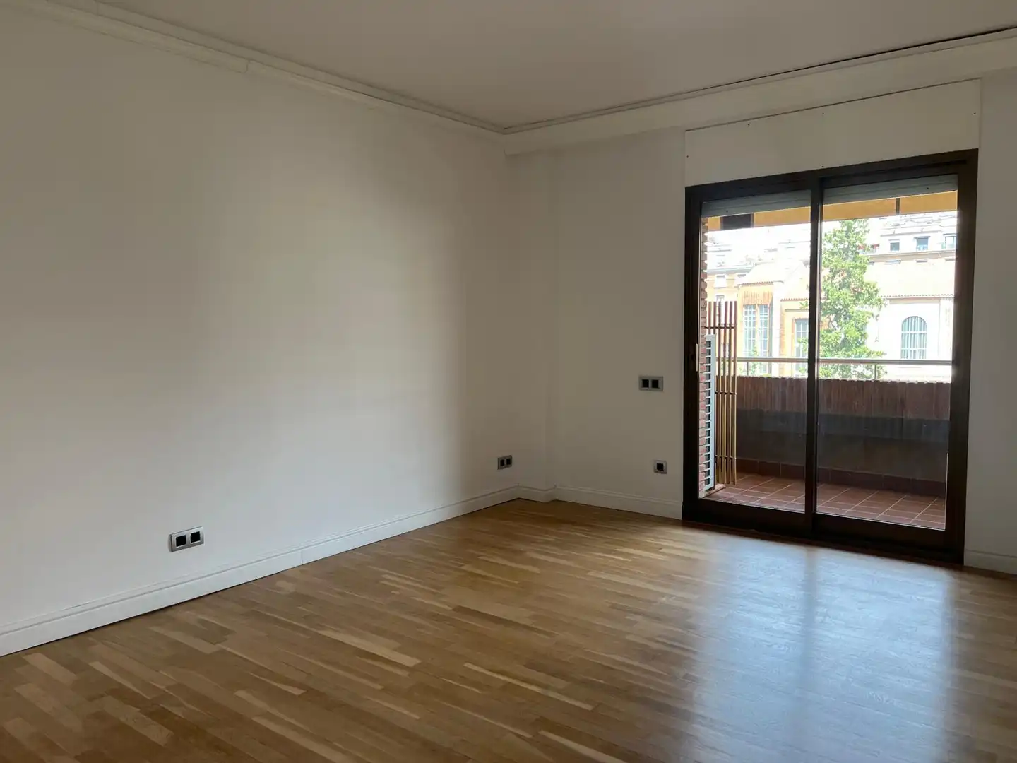 Bedroom of Flat for rent in Barcelona  with Air Conditioner, Heating and Private garden